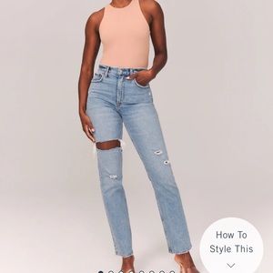 Abercrombie & Fitch Curve Love 90s Ultra High Rise Straight Jeans **27 SHORT**